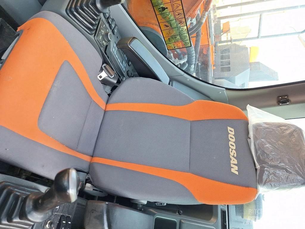 Doosan DX235lc Telakaivukoneet