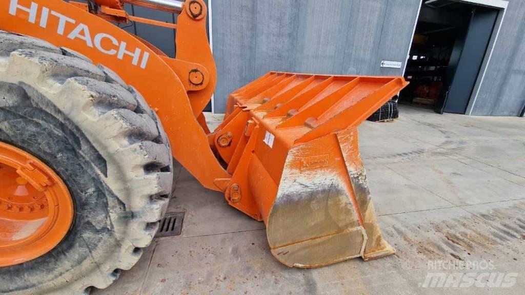 Hitachi ZW 310-6 Pyöräkuormaajat
