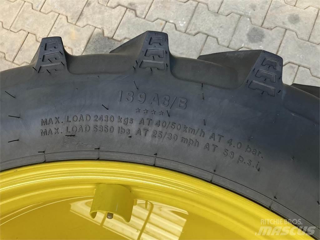 BKT 270/95R36 Renkaat ja vanteet
