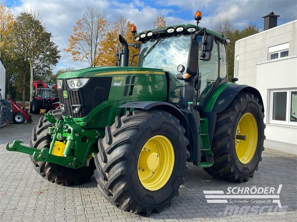 John Deere 6230 R Traktorit
