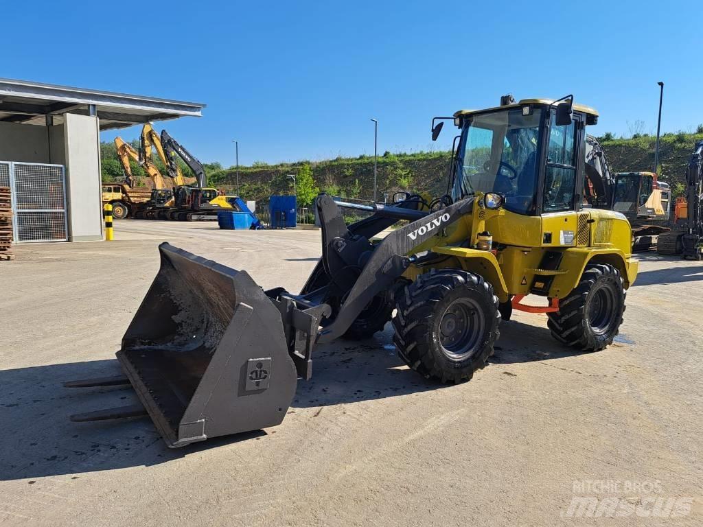 Volvo L 35 G Liukuohjatut kuormaajat