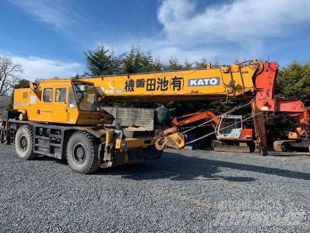 Kato KR30H Mobiilinosturit