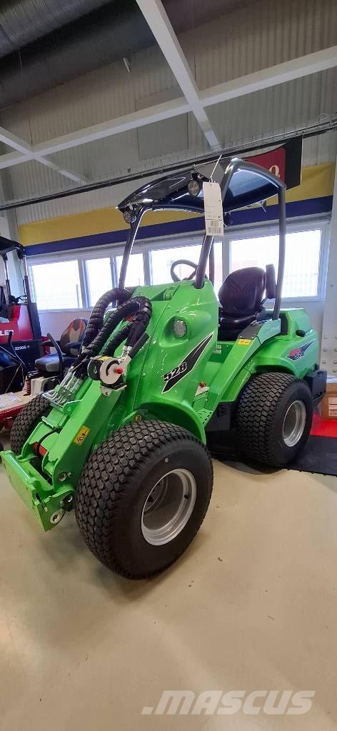 Avant 528 Yleiskuormaajat