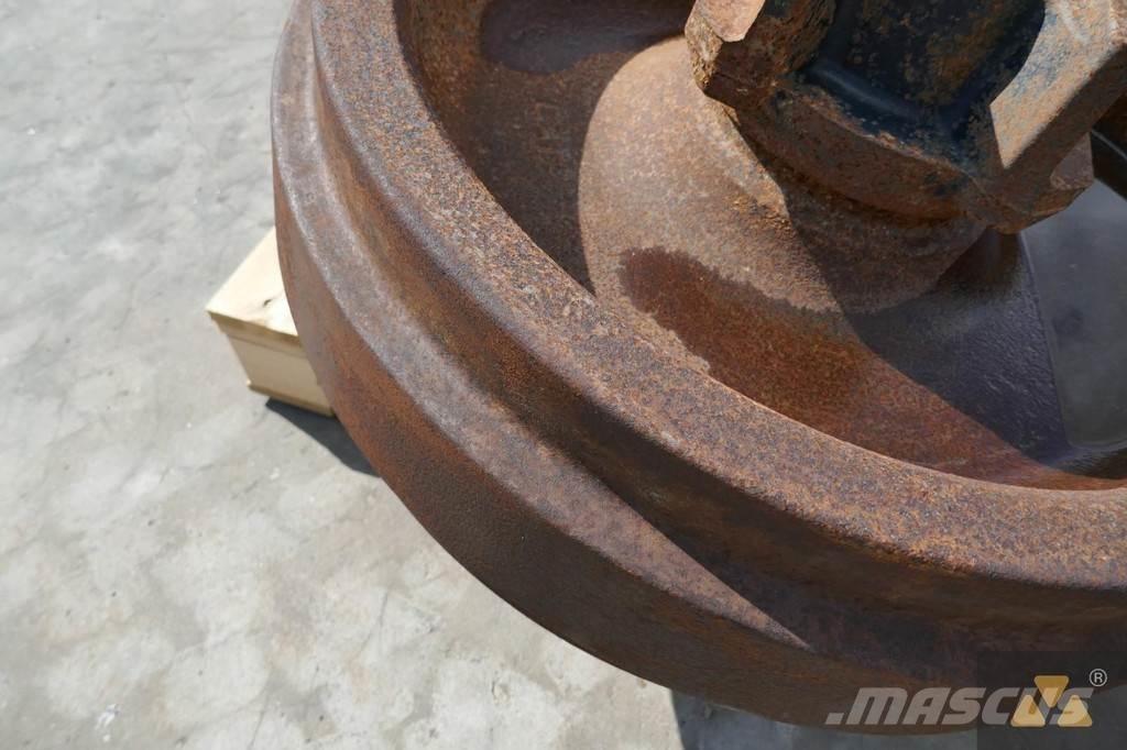 CAT 357-7560 Alusta ja jousitus