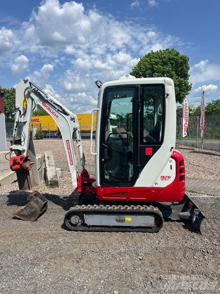 Takeuchi TB 216 Minikaivukoneet < 7t