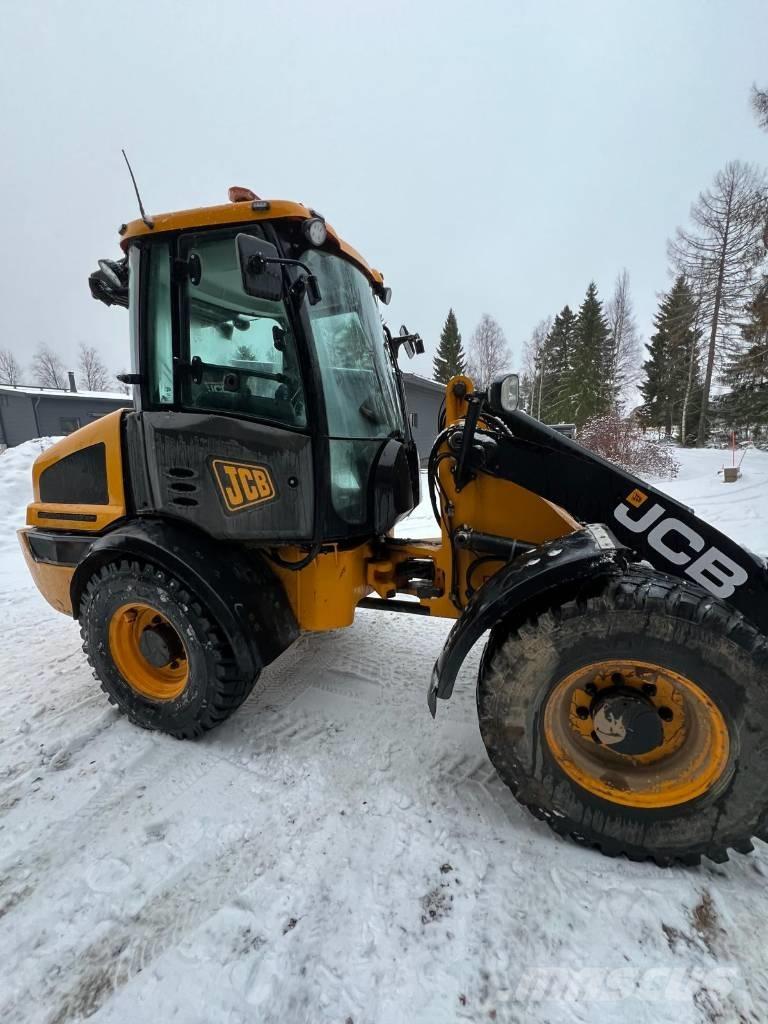 JCB 409 Pyöräkuormaajat