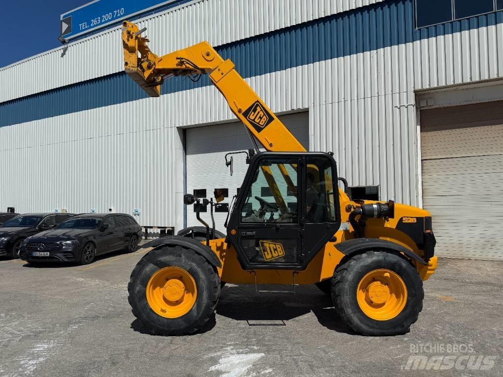JCB 528-70 Kurottajat