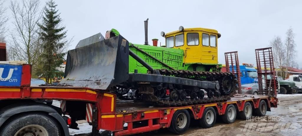  OLD TIMER BULLDOZER Telaketjupuskutraktorit