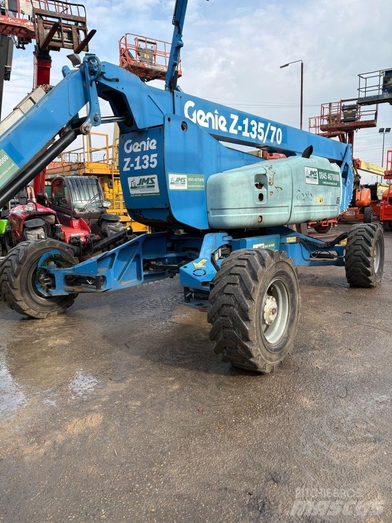 Genie Z 135/70 Kuukulkijat