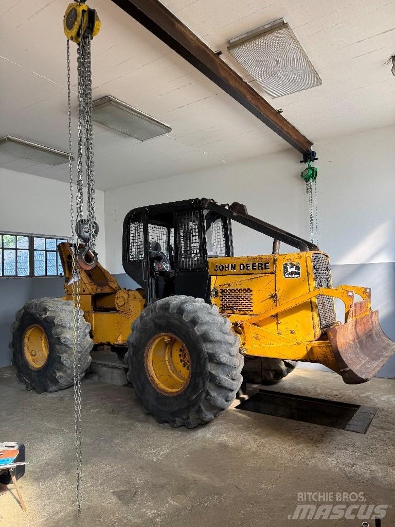 John Deere 540b 540b Metsätraktorit