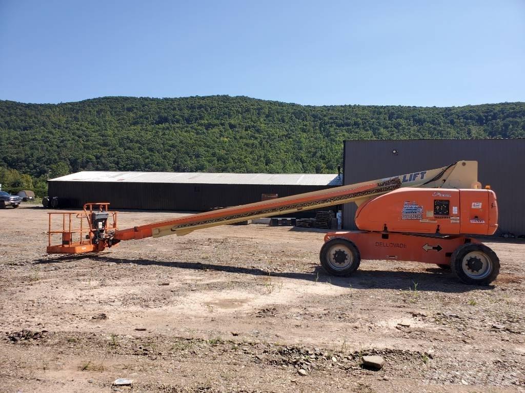 JLG 800 S Maastotrukit