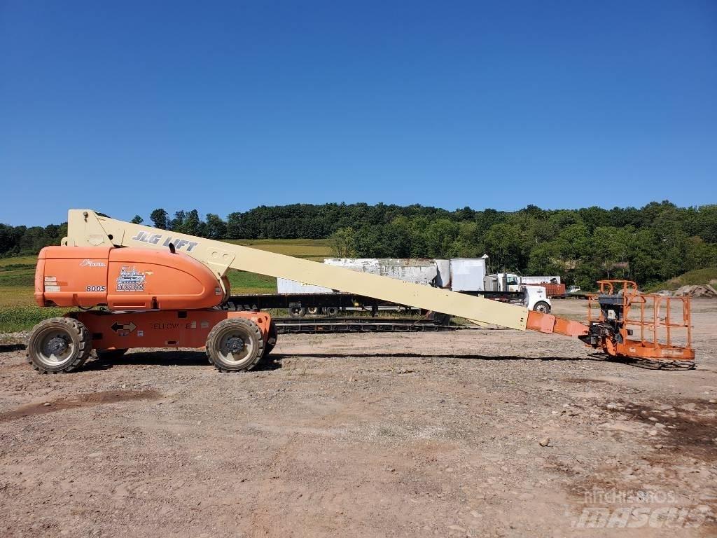 JLG 800 S Maastotrukit