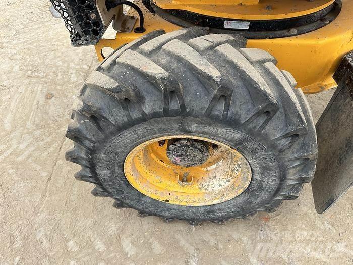 JCB 3STH Minidumpperit