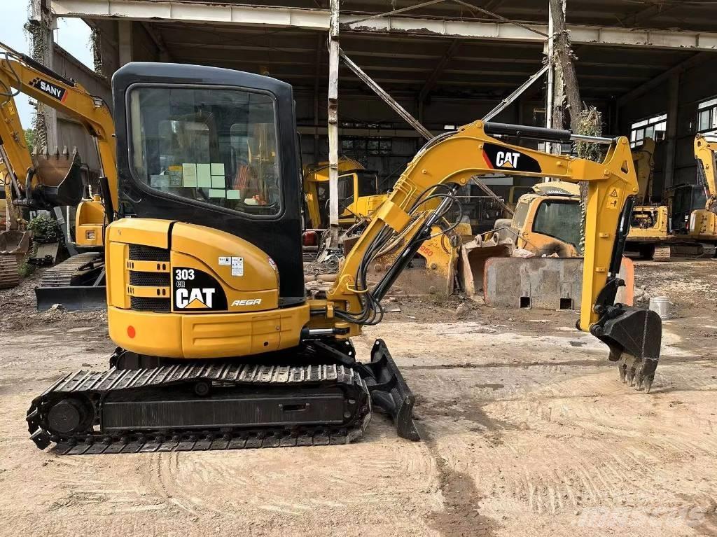 CAT 303 CR Minikaivukoneet < 7t