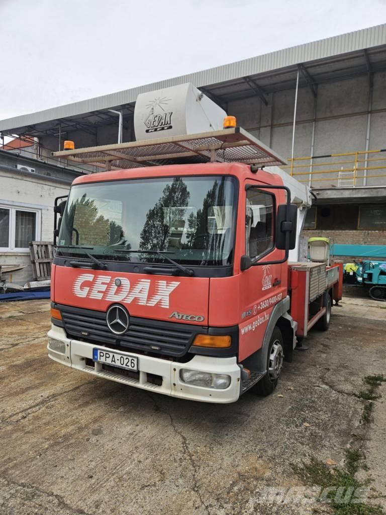 Bison TKA26 Nostolava-autot