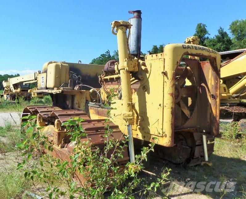 CAT D 8 K Telaketjupuskutraktorit