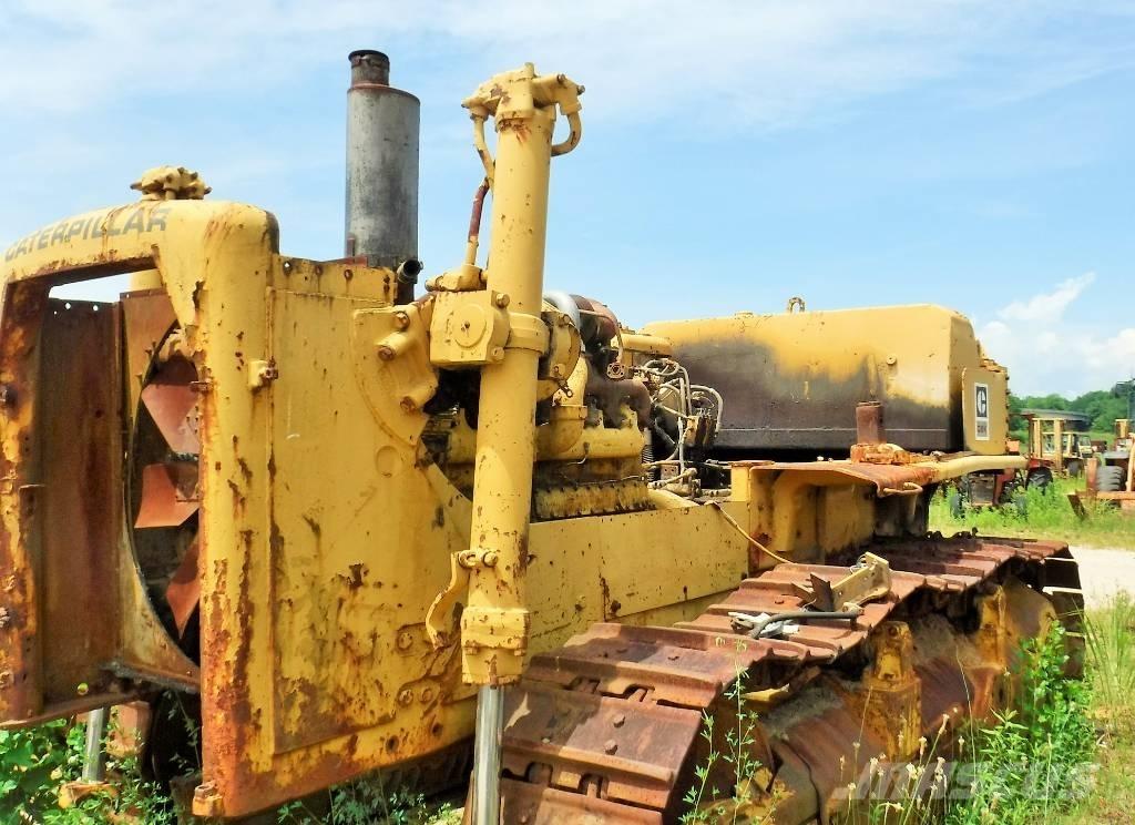 CAT D 8 K Telaketjupuskutraktorit