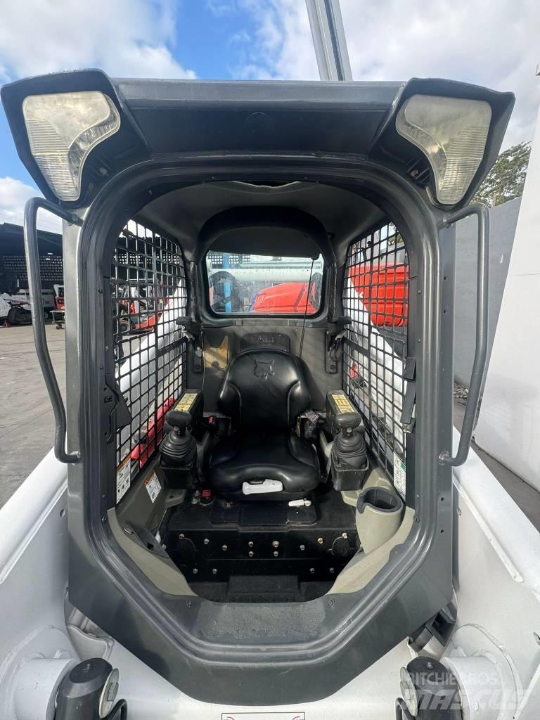 Bobcat T 740 Liukuohjatut kuormaajat