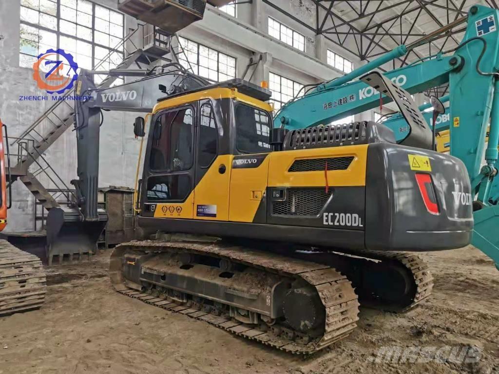 Volvo EC 200 Telakaivukoneet