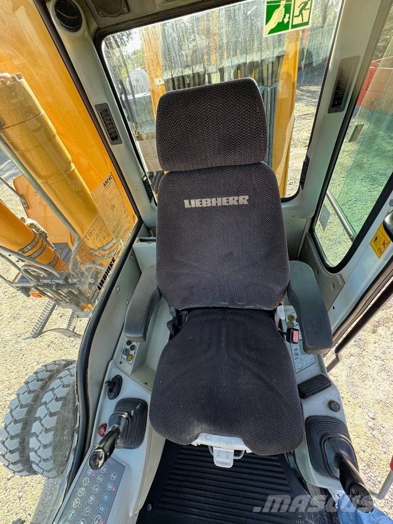 Liebherr A 924 C Jätteenkäsittelijät