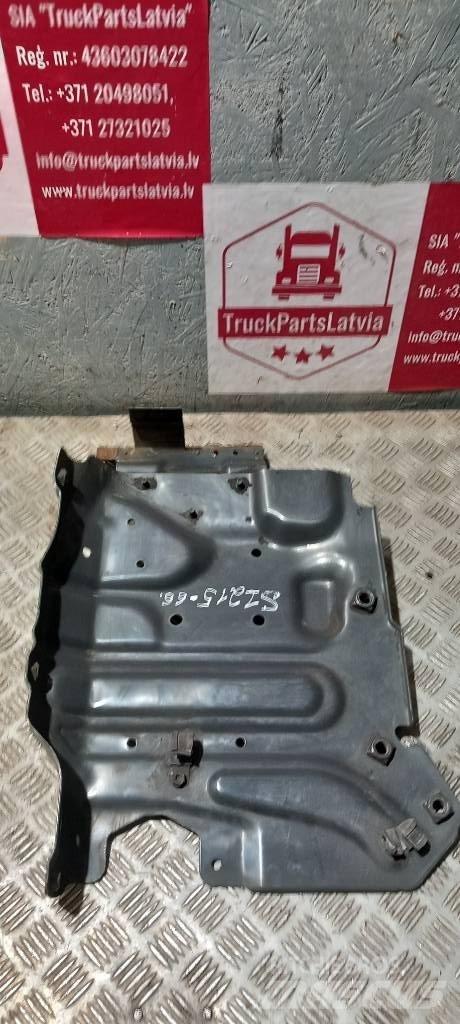 Scania R440  2105660 Ohjaamot ja sisustat