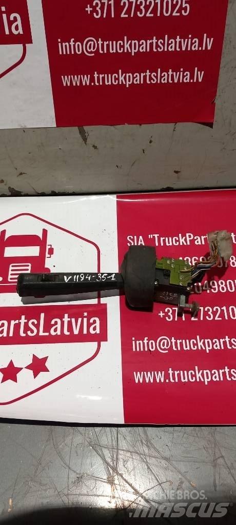 Volvo FH 12.   3172171 Ohjaamot ja sisustat