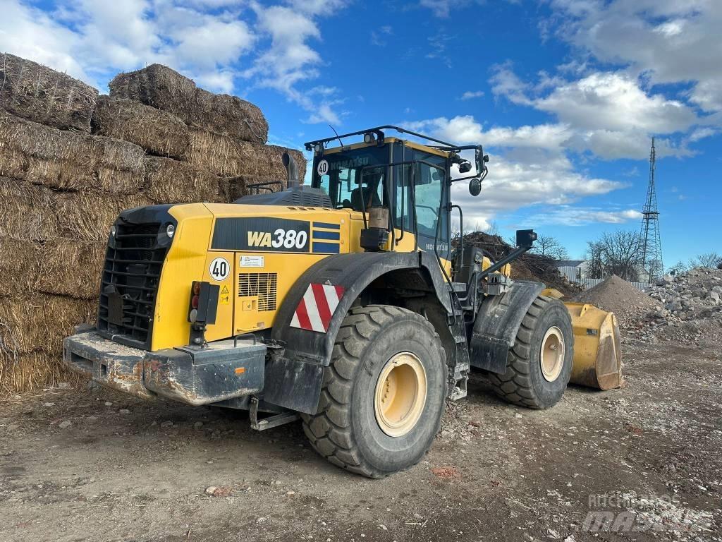 Komatsu WA380-8 Pyöräkuormaajat