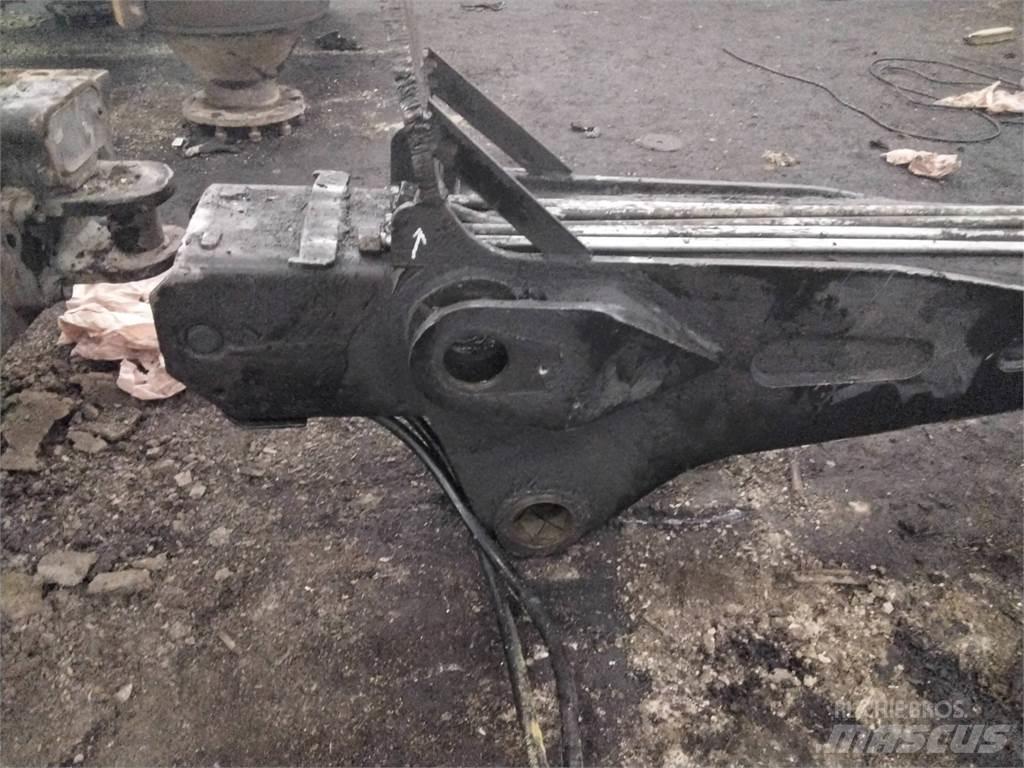 Valmet CRF14 Kuormatraktorinosturit