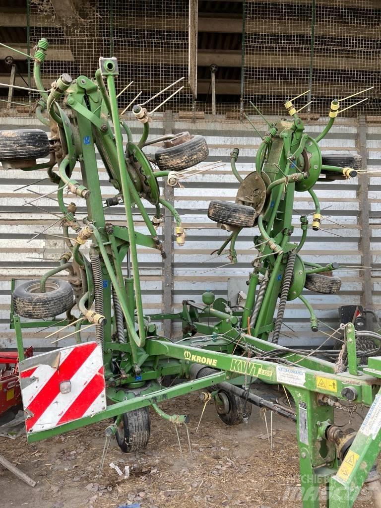 Krone KWT 882 Pöyhimet ja haravat
