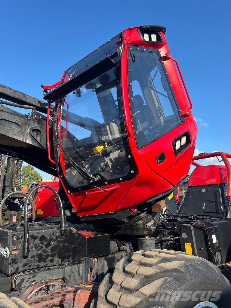 Komatsu 931 XC Harvesterit