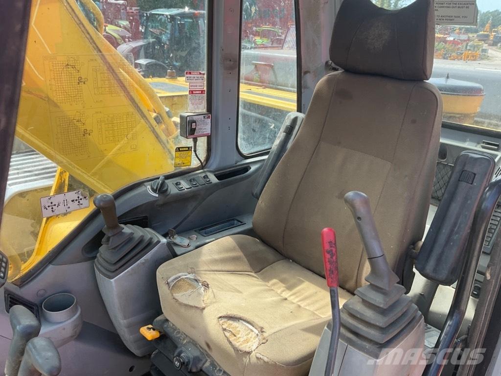 New Holland E 305 Telakaivukoneet