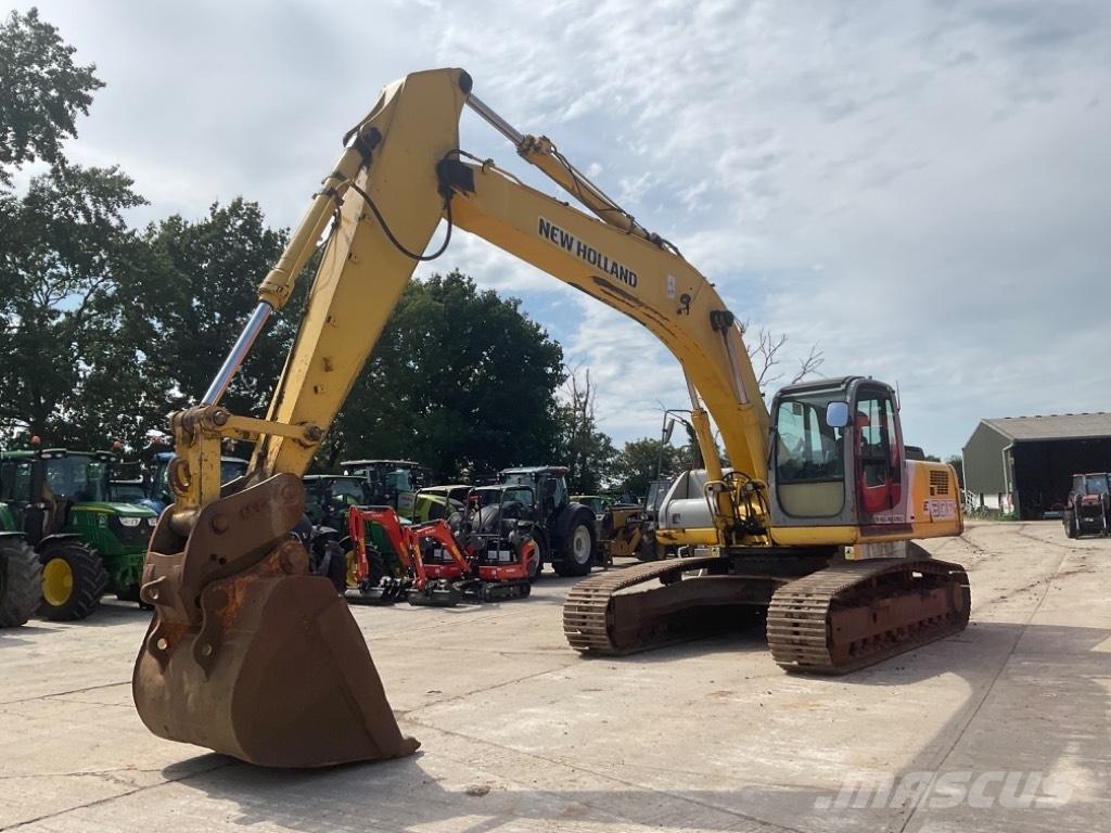 New Holland E 305 Telakaivukoneet