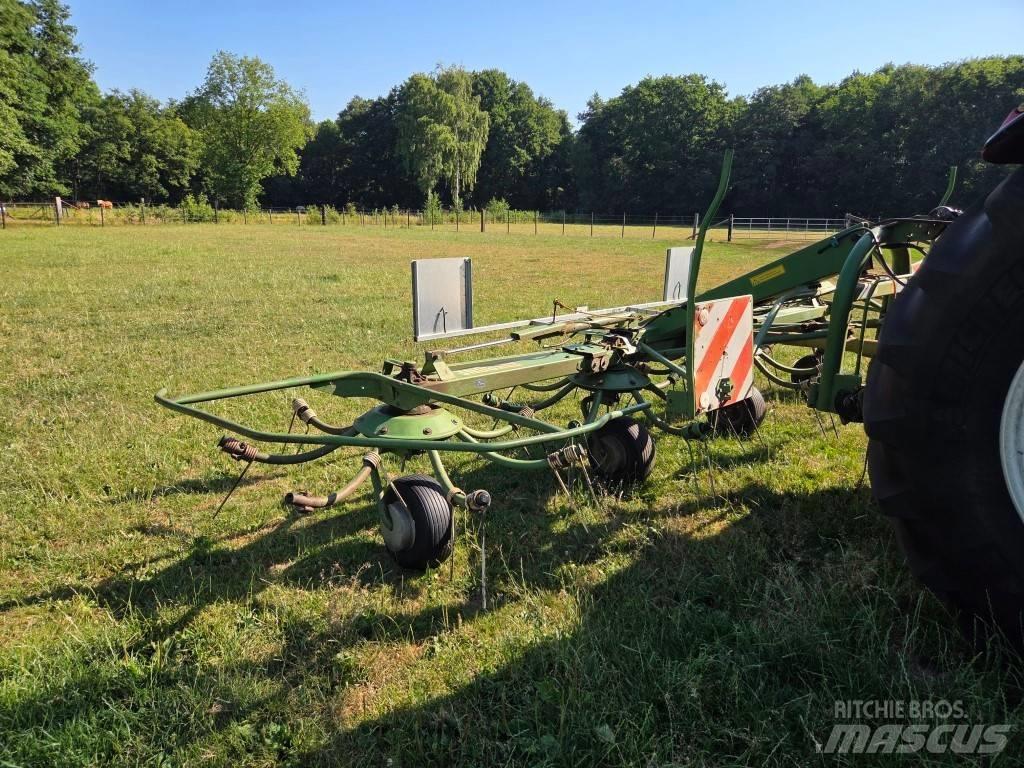 Krone KW 5.50/4x7 Pöyhimet ja haravat