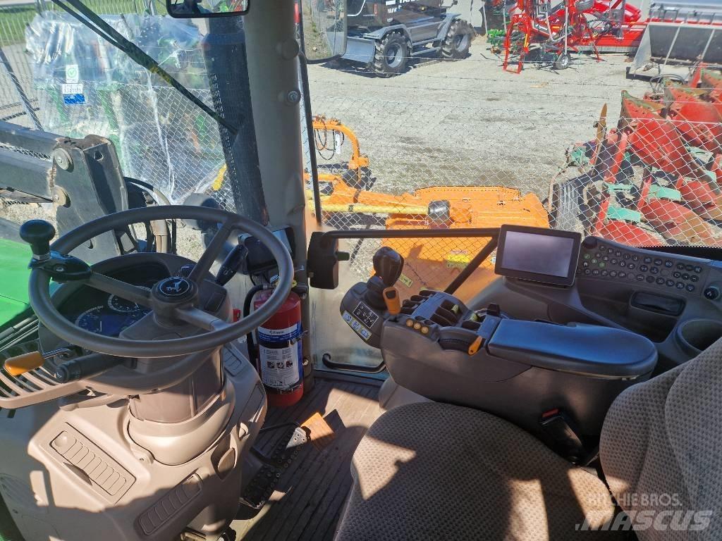 John Deere 6150 R Traktorit