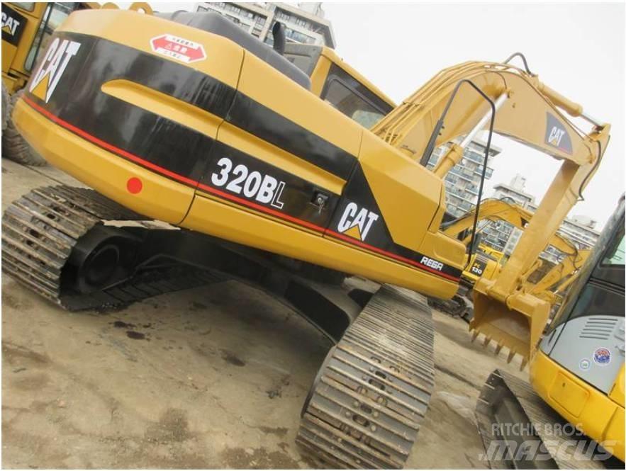 CAT 320 B L Telakaivukoneet