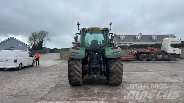 Fendt 716 Traktorit