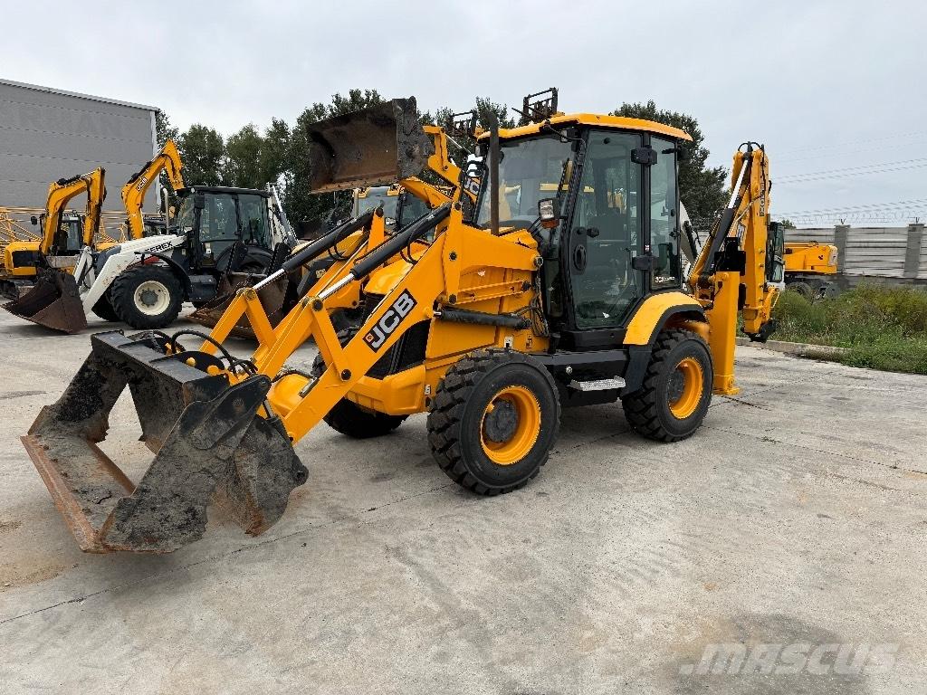 JCB 3 CX / compact Kaivurikuormaajat