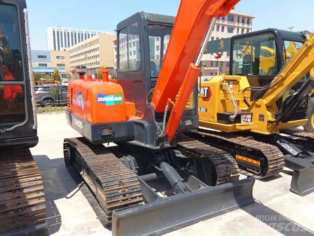 Doosan DH 55 Minikaivukoneet < 7t