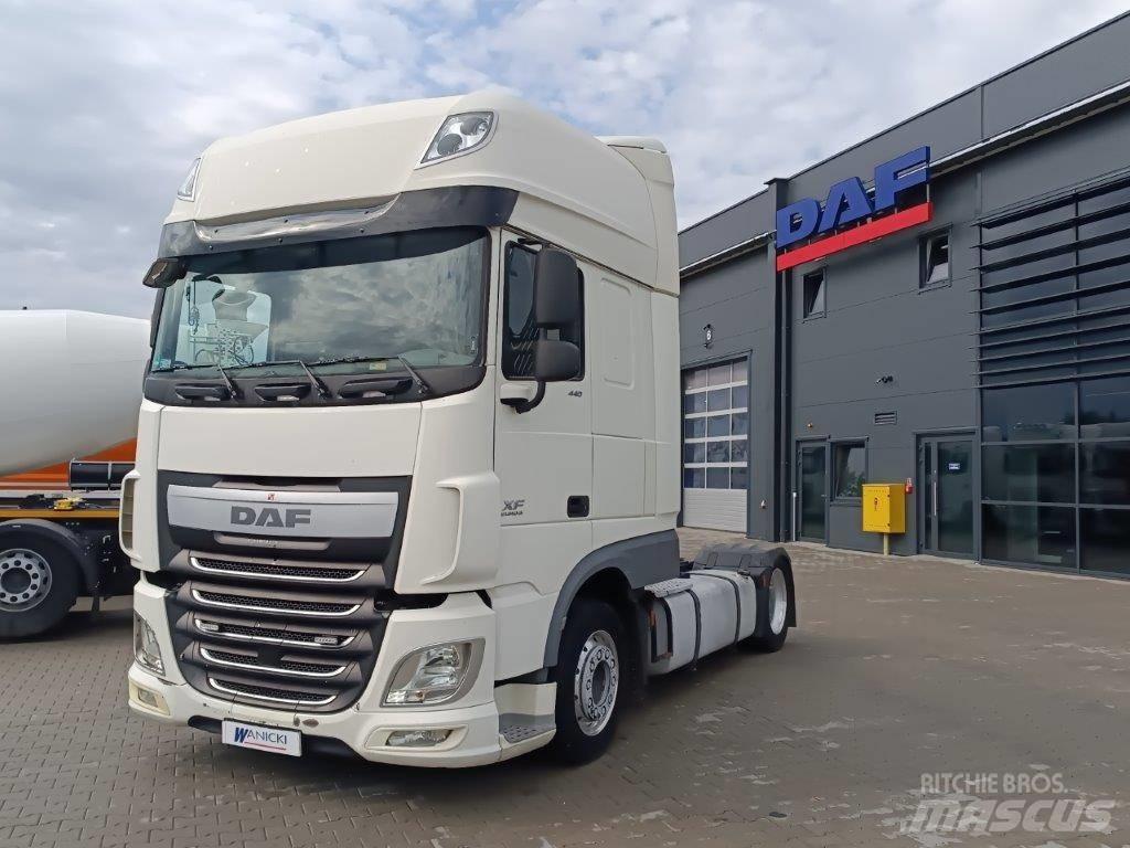 DAF FT 440 XF Vetopöytäautot