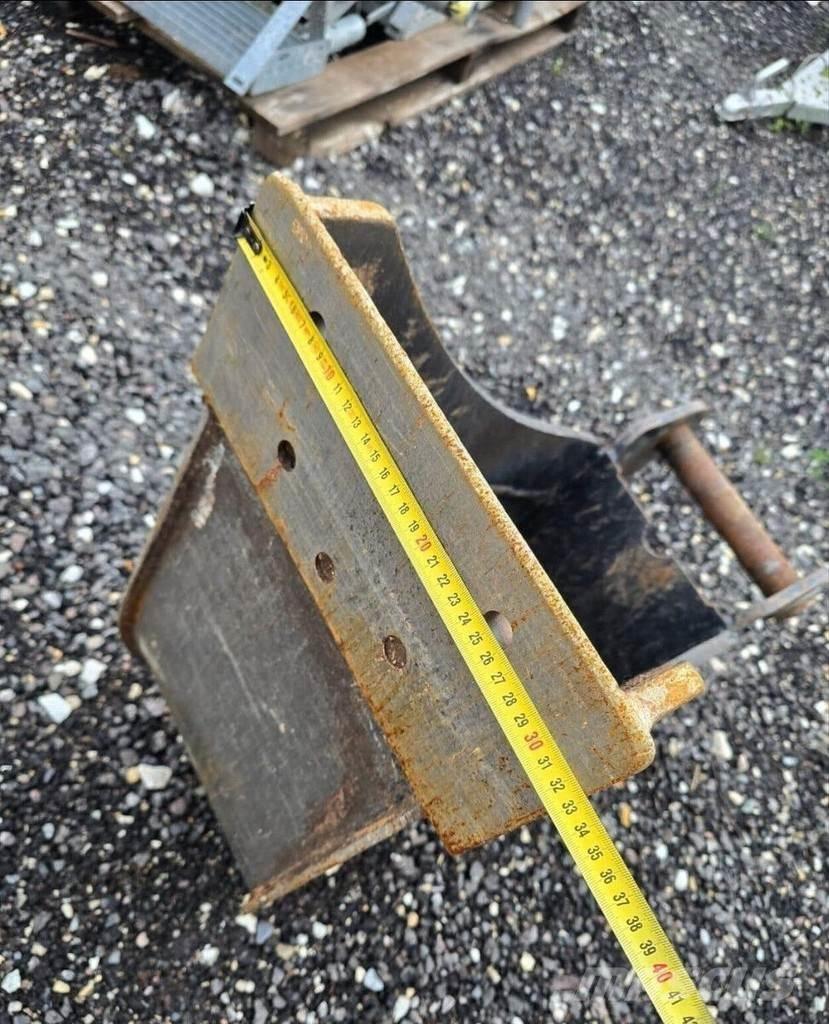 CAT 444F2 Kaivurikuormaajat