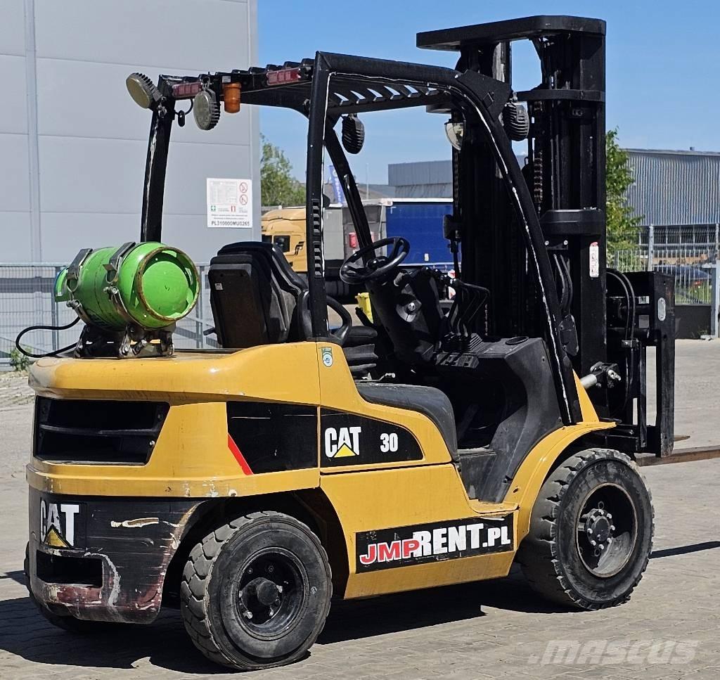 CAT GP 30 N Nestekaasutrukit