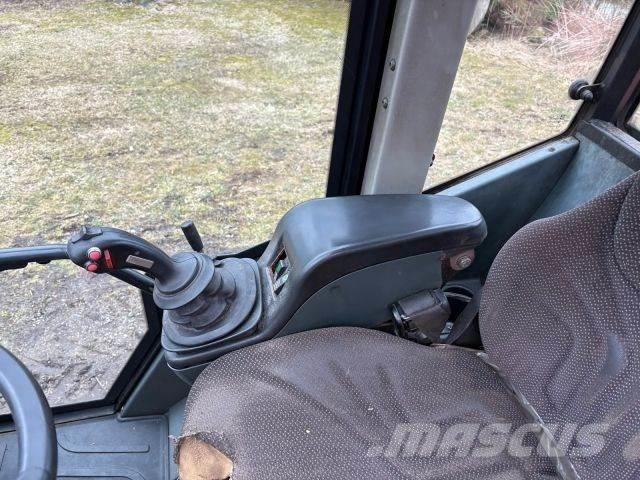 Schäffer 5370Z Pyöräkuormaajat