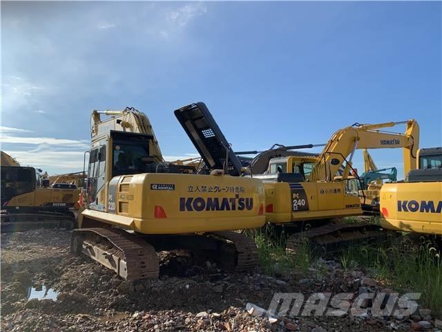 Komatsu PC 220-8 Telakaivukoneet