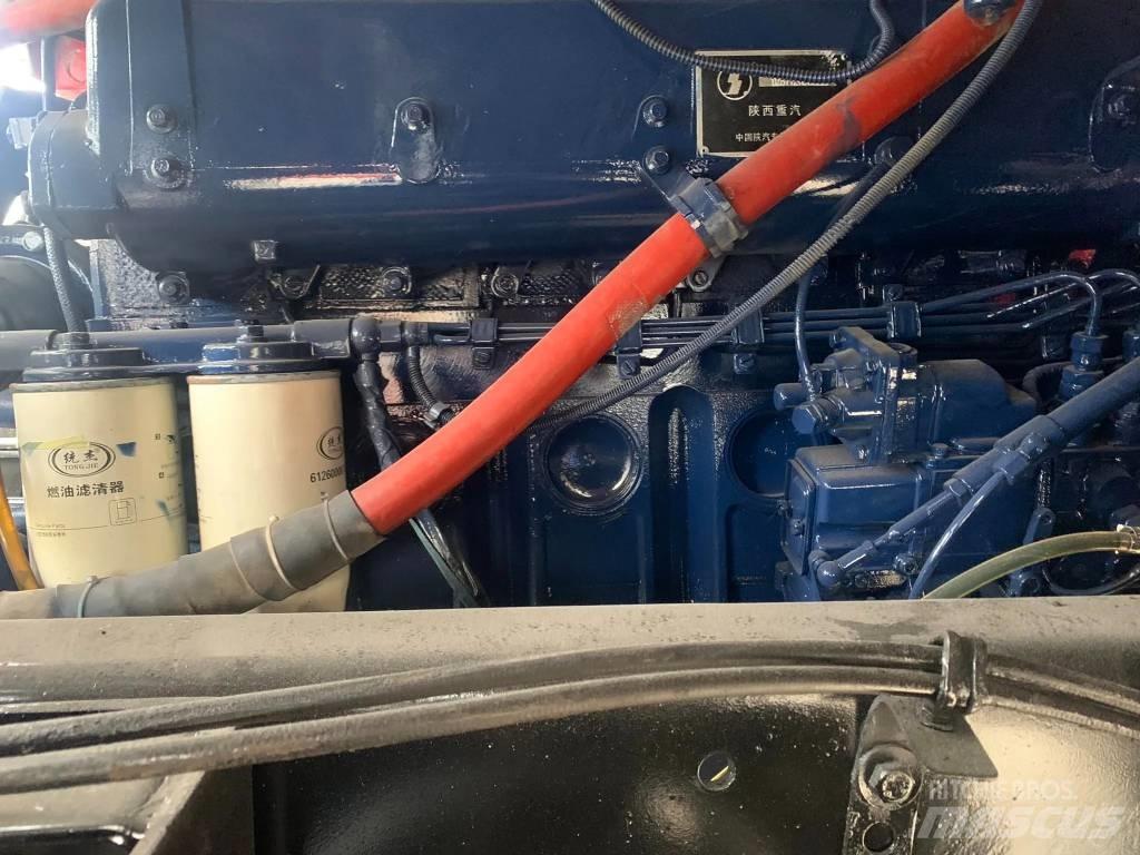 Shacman F 3000 Vetopöytäautot