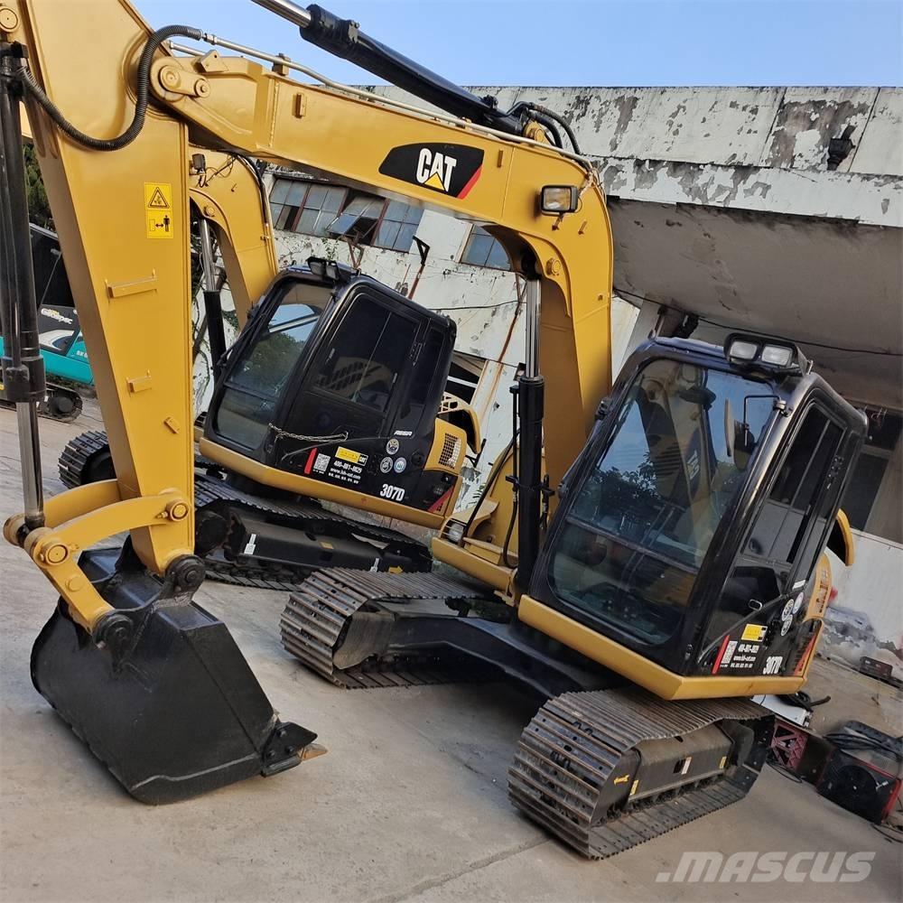 CAT 307 D Midikaivukoneet 7t - 12t