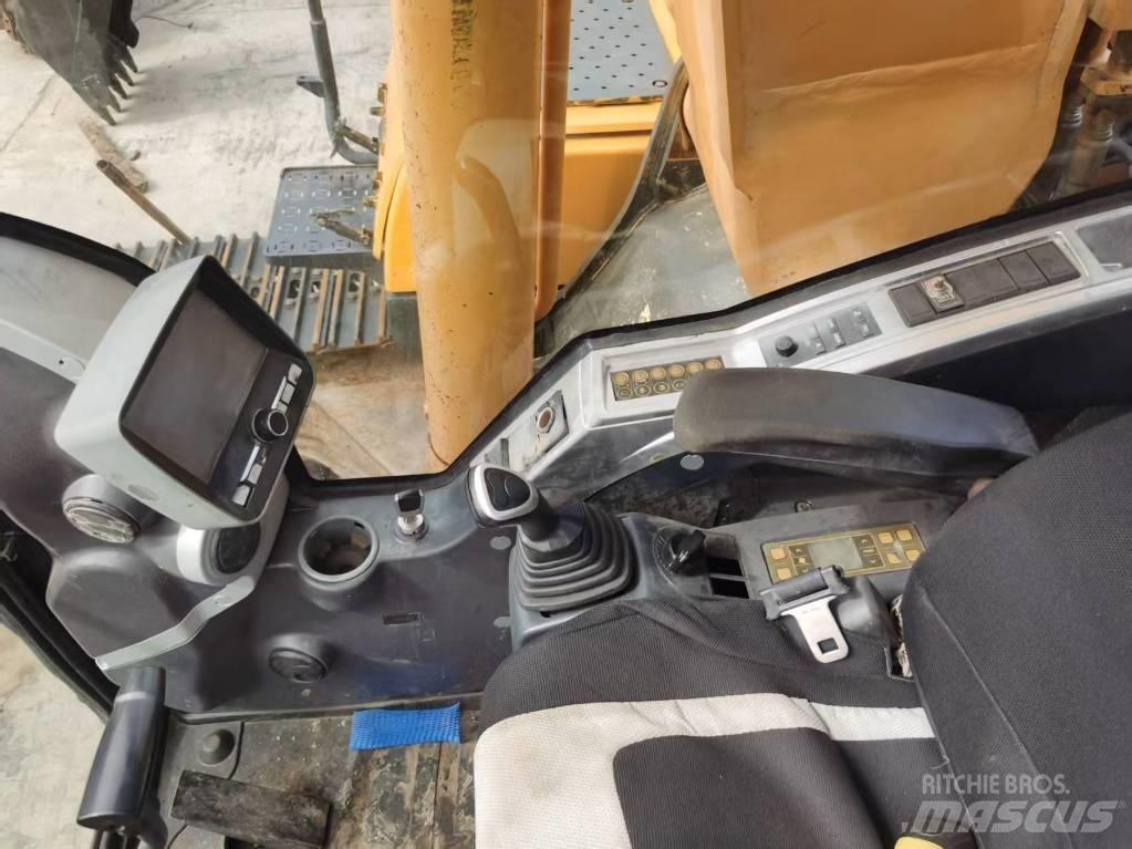 Hyundai 220lc-9s Telakaivukoneet
