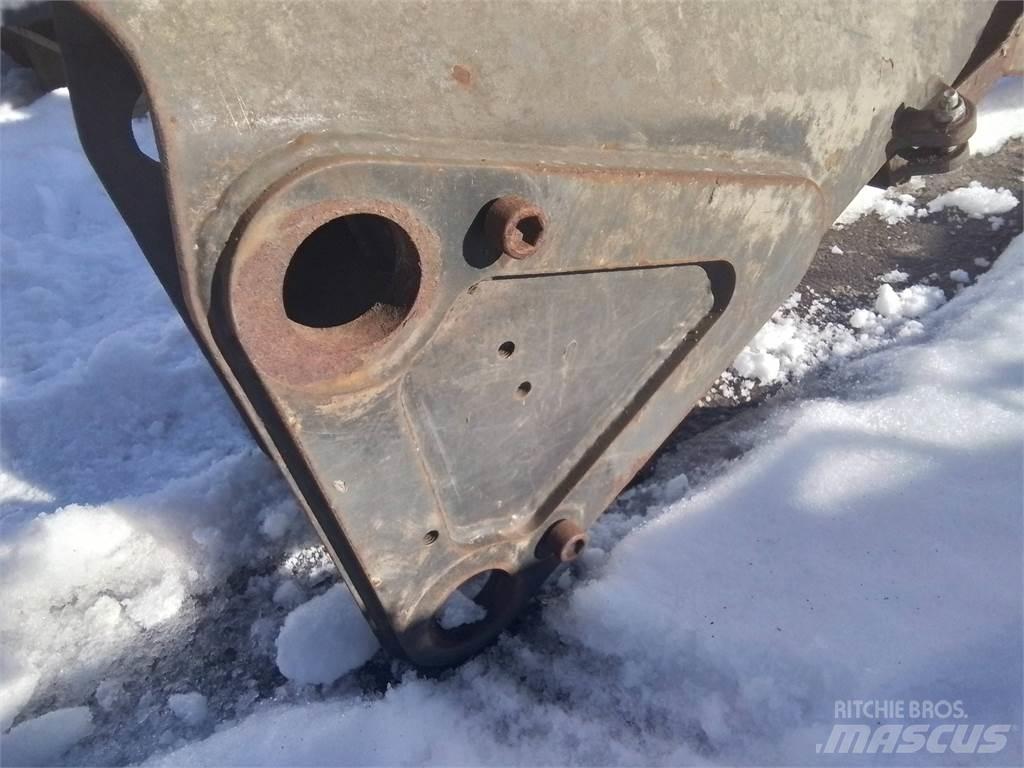 Ponsse K70+ Kuormatraktorinosturit