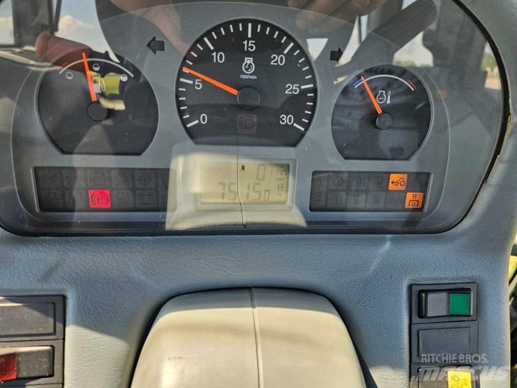 Valtra N 101 Traktorit