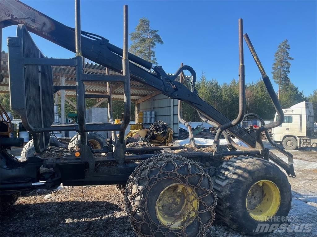 Timberjack 810B Kuormatraktorit