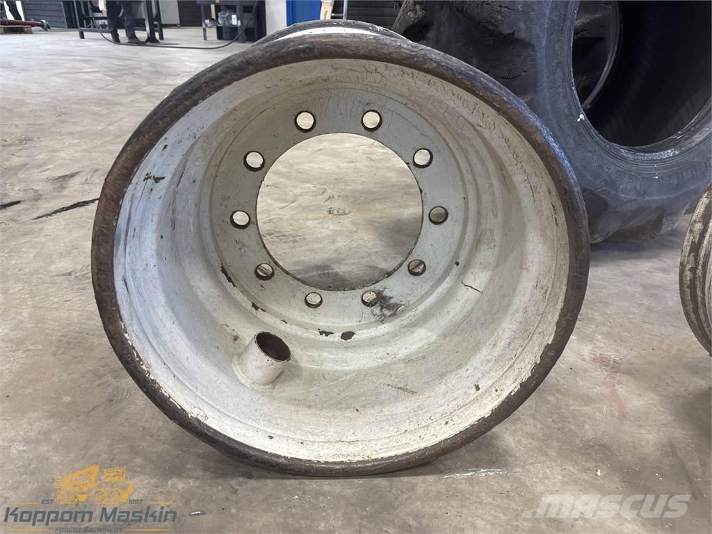 Gremo 950 20x22,5 Renkaat ja vanteet